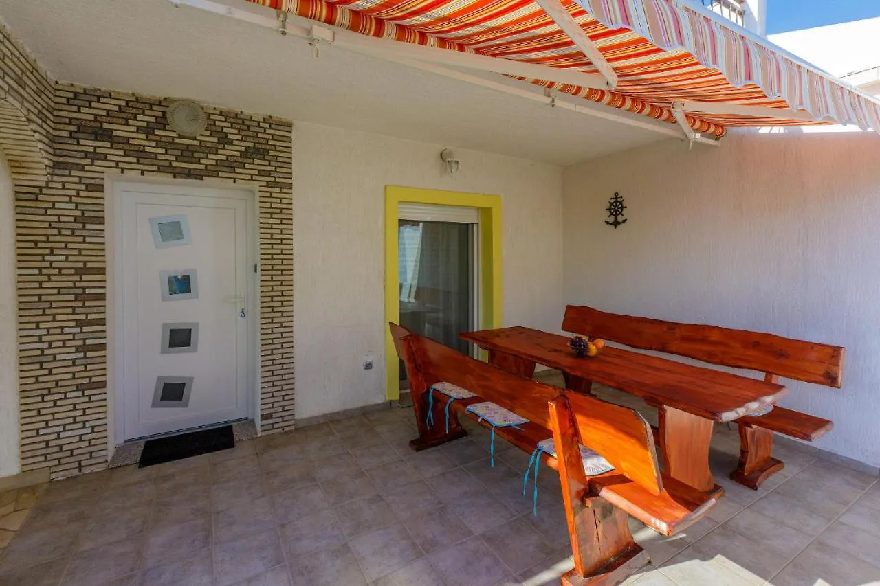 Apartment Paula Jadranovo